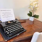 Dinerdowntown In Vaci Street With Free Garage